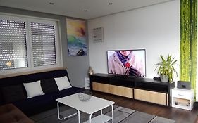 Apartments - Geraeumige 95 Qm Mit Balkon